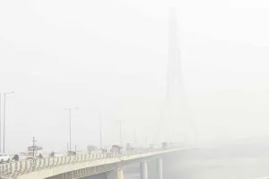 Delhi Pollution: दिल्ली-एनसीआर वाले भले ही इथियोपिया ज्वालामुखी के गुब्बार से बच गए लेकिन एयर क्वालिटी से बचना मुश्किल