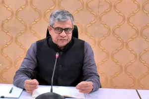 Railway News: अश्विनी वैष्णव ने रेलवे सुरक्षा, तकनीकी और रखरखाव संबंधी कमियों के सुधार के निर्देश दिए