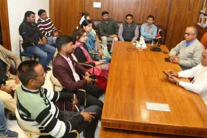 युवाओं के लिए सरकारी नौकरी का नया रास्ता खुला, नर्सिंग व जीएनएम कोर्स सबसे उपयोगी विकल्प