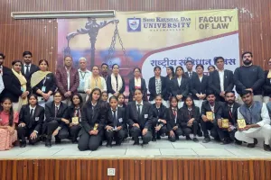संविधान की महता को जीवन में आत्मसात करने की जरूरत : सीजेएम