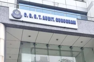 सीजीएसटी की टीम ने करोड़ों रुपए की टैक्स चोरी में एक गिरफ्तार