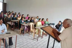 ‘नागरिकों को समानता, स्वतंत्रता और न्याय की गारंटी देता है भारतीय संविधान’