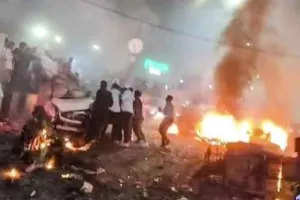 Delhi Blast News Updates: दिल्ली विस्फोट के बाद दहल उठा था आस पास का पूरा इलाका, लाल किला 3 दिनों के लिए बंद, 4 संदिग्ध हिरासत में