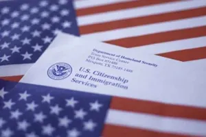 H-1B Visa को लेकर ट्रंप प्रशासन ने की नियमों में बदलाव की तैयारी; भारतीय पेशेवरों पर होगा ये असर?
