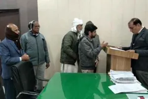 नगर विकास कर से छूट की मांग को लेकर सेन समाज समिति ने खटखटाया प्रशासन का दरवाजा