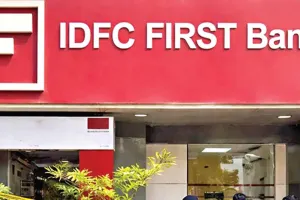 IDFC First Bank: आईडीएफसी फर्स्ट बैंक में 590 करोड़ रुपए का घोटाला, चार कर्मचारी सस्पैंड