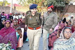 ‘पुलिस सिर्फ घर तोड़ती ही नहीं, जोड़ती भी है’ 