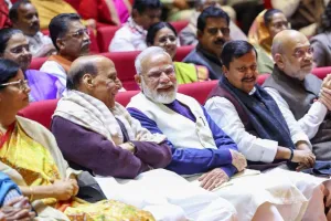 प्रधानमंत्री मोदी ने रखी भाजपा पार्षदों के लिए डिनर पार्टी, जानें इस ख़ुशी का राज