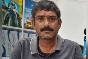 Nawada Road Accident: नवादा में जेडीयू विधायक के बेटे की कार दुर्घटनाग्रस्त
