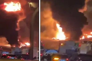 Saudi Arabia Drone Attack: सऊदी अरब में अमेरिकी दूतावास पर ड्रोन हमले, खाड़ी क्षेत्र में बढ़ा तनाव, एडवाइजरी जारी