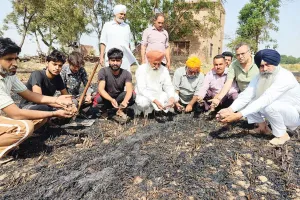 Farmers News: ट्रेन से फेंकी चिंगारी से स्वाहा हो गई गांव मीरपुर के किसानों की 26 एकड़ गेहूं की फसल
