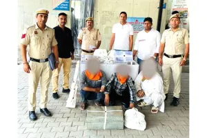 Delhi Police: दिल्ली पुलिस ने अवैध हथियारों का बड़ा नेटवर्क पकड़ा, 3 आरोपी गिरफ्तार