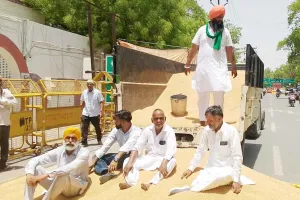 गेहूं खरीद केन्द्र पर धांधली के आरोप, सीबीआई जांच की मांग 