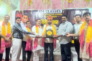 शिक्षा, अनुशासन और संघर्ष से बनेगा मजबूत भारत - विवेक सर
