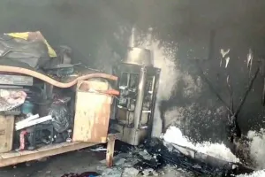Hanumangarh Civil Lines Fire: सिविल लाइंस जी ब्लॉक में मकान के स्टोर रूम में लगी आग 