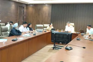 जनगणना में लापरवाही: नगर निगम के 24 कर्मचारियों पर होगी एफआईआर