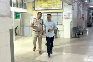 हांसी में शोरूम के मैनेजर की चाकू मारकर हत्या, सीसीटीवी में कैद हुई वारदात