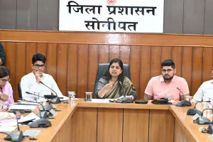 सीएम विंडो तथा समाधान शिविर में आने वाली शिकायतों का प्राथमिकता के आधार पर करें निवारण-उपायुक्त नेहा सिंह  