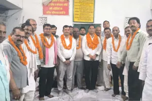 प्रजापति धर्मशाला के अध्यक्ष बने डॉ. अनिल कुमार प्रजापति, नई कार्यकारिणी का गठन