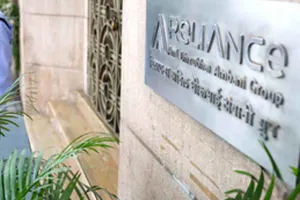 Reliance ADA Group: मुंबई में रिलायंस एडीए समूह के 17 ठिकानों पर CBI रेड, जांच जारी