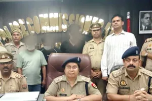 वाहनों से सामान चोरी करने वाला गिरोह पकड़ा गया, कई राज खुले, चोरी के 31 लैपटॉप समेत 25 लाख का सामान बरामद