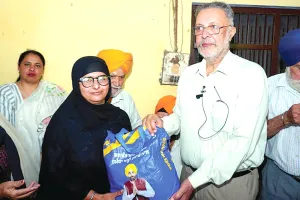 Meri Rasoi Yojana: स्वास्थ्य मंत्री ने पटियाला में राशन किटें वितरित कर शुरु की ‘मेरी रसोई’ 