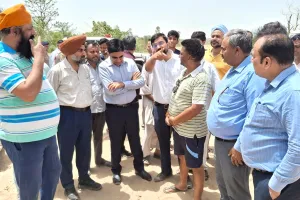 यमुनानगर में बाढ़ राहत कार्यों का मंडल आयुक्त ने किया औचक निरीक्षण