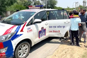 Road Accident News: मिनी बाईपास पर ट्रक की चपेट में आने से बाइक सवार दो युवक घायल