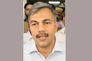 स्वायत्त शासन विभाग के सचिव एवं हाउसिंग बोर्ड आयुक्त शहर में किया आरयूडीआईपी कार्यों का निरीक्षण 