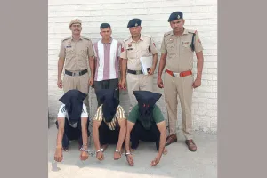 मोटरसाइकिल चोरी मामले में तीन आरोपी गिरफ्तार