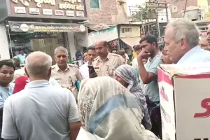 भिवानी बाजार में चोरी करते दो महिलाएं पकड़ी गईं