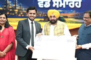 देश का स्टार्टअप हब बन रहा पंजाब, 31 स्टार्टअप्स को सौंपी 1.07 करोड़ की सीड ग्रांट