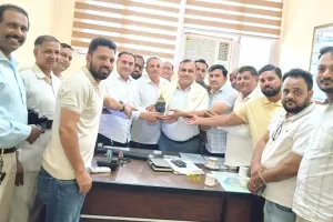 SDM का पदभार संभालते ही एक्शन मोड में जसपाल सिंह गिल, पत्रकारों के साथ मिलकर बनाई विकास की रूपरेखा