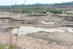 372 ई-रवाने और सिर्फ एक पोकलेन! धनोरा खनन क्षेत्र में उठे कई सवाल