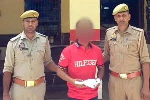 जानलेवा हमले की दो घटनाओं में वांछित आरोपी गिरफ्तार, तमंचा-कारतूस बरामद