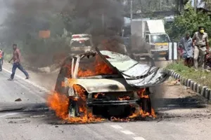 रिश्ते में शक बना जानलेवा, टैक्सी में बम फोड़कर खुद को उड़ाया, बम कहां से आया जांच जारी