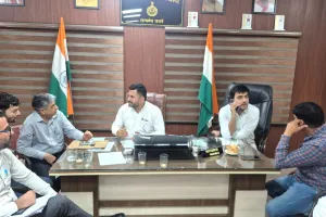 बिजली विभाग के जनता दरबार में तार बदलवाने और मीटर लगवाने की समस्याएं छाईं