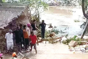 बठिंडा-मानसा में जगह-जगह टूट रहे रजबाहे-नहरें, खेतों में बाढ़ जैसे हालात
