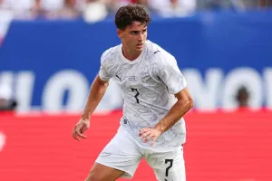 FIFA World Cup 2026: न्यूजीलैंड को बड़ा झटका, मिडफील्डर मैट गार्बेट हैमस्ट्रिंग चोट के कारण टूर्नामेंट से बाहर