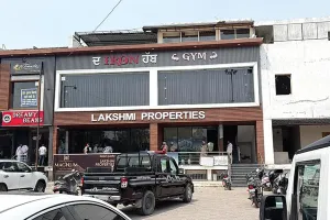 व्यापार मंडल अध्यक्ष व ‘आप’ नेता के कार्यालय पर अंधाधुंध फायरिंग