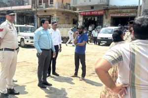 तोशाम में एसडीएम संदीप कुमार ने किया कार्यालयों का औचक निरीक्षण