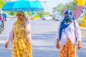Uttar Pradesh Weather News: अगले 6 दिन नहीं चढ़ेगा यूपी का पारा, बारिश और बादलों से मिलेगी राहत