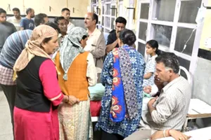 Amarnath Yatra News: जखनी के पास अमरनाथ यात्रियों की गाड़ी डंपर से भिड़ी, 6 घायल