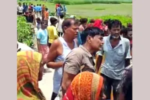 Bihar News: धान रोपने जा रहे मजदूरों से भरा ट्रैक्टर पलटा, 3 महिलाओं की मौत