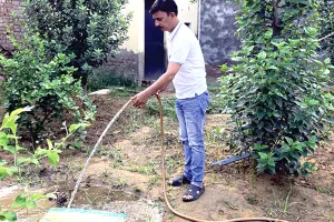 पीने के पानी से सींचे जा रहे थे बाग, जन स्वास्थ्य विभाग की छापेमारी में खुलासा