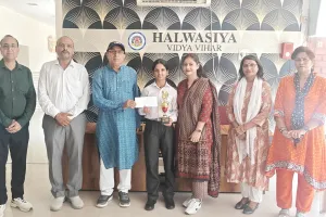 Talented India: टैलेंटेड इंडिया शो में हलवासिया की छात्रा रुद्रा ने जीता प्रथम स्थान