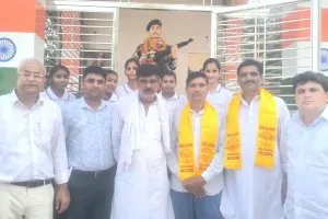एनसीसी  कैडेट्स द्वारा रैली निकाल कर पर्यावरण जागरूकता संदेश दिया
