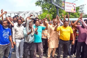 बरनाला लाठीचार्ज के विरोध में पंजाब बंद का व्यापक असर 