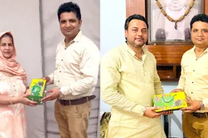 सच कहूँ के लक्की ड्रा विजेता पाठकों को वितरित किये उपहार