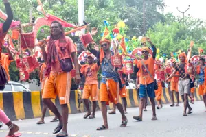 Kanwar Yatra; यूपी में कांवड़ यात्रा की तैयारियां शुरू, बस स्टेशनों पर मिलेंगी बेहतर सुविधाएं